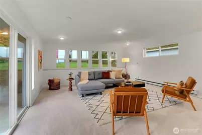 13544 37th Ave NE, Seattle, WA 98125 - Photo 16