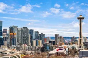 317 Highland Dr, Seattle, WA 98109 - Photo 2