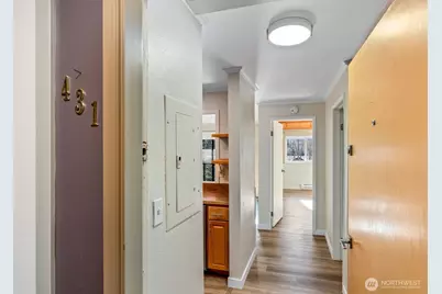 19428 Aurora Avenue N #431, Shoreline, WA 98133 - Photo 4