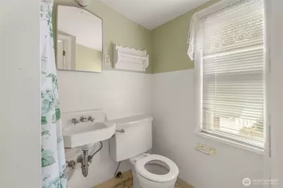 1020 Puget Drive, Edmonds, WA 98020 - Photo 14