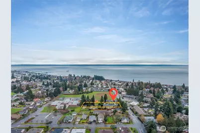 1020 Puget Drive, Edmonds, WA 98020 - Photo 2