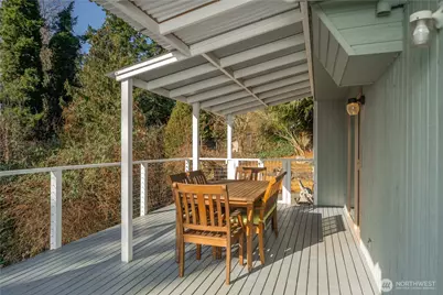 14609 142nd Avenue SE, Renton, WA 98059 - Photo 16