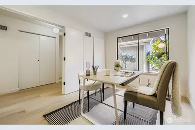 14208 NE 2nd Place, Bellevue, WA 98007 - Photo 24