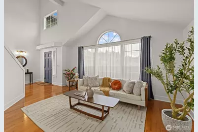 15535 156th Court SE, Renton, WA 98058 - Photo 2