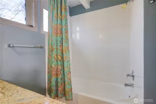 1920 E Union, Seattle, WA 98122 - Photo 10