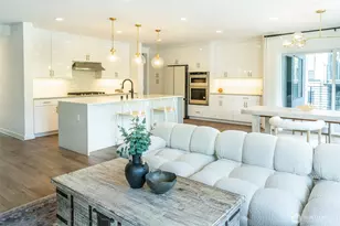 15558 NE 15th Pl, Bellevue, WA 98007 - Photo 4