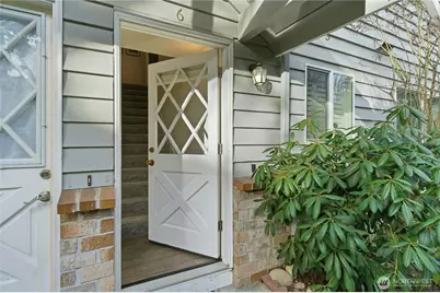 7909 218th Street SW #6, Edmonds, WA 98026 - Photo 4