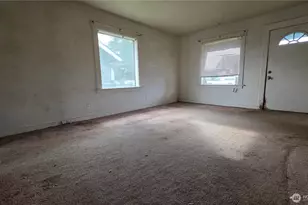 3833 E G St, Tacoma, WA 98404 - Photo 6