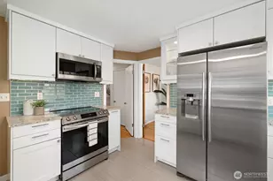 7541 32nd Ave NE, Seattle, WA 98115 - Photo 10