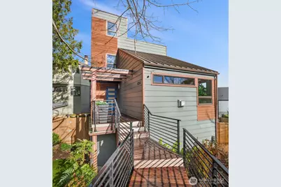 6206 52nd Avenue NE, Seattle, WA 98115 - Photo 2