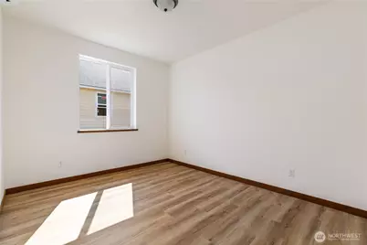 801 NW Shire Street, Oak Harbor, WA 98277 - Photo 16