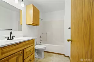 17517 Park Ave S, Spanaway, WA 98387 - Photo 18