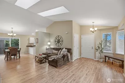 2415 SE 8th Place, Renton, WA 98055 - Photo 6