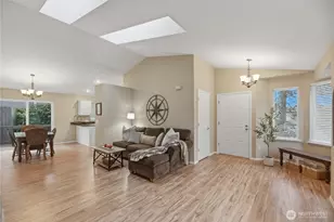 2415 SE 8th Pl, Renton, WA 98055 - Photo 6