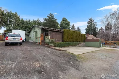 1134 Barton Square, East Wenatchee, WA 98802 - Photo 1