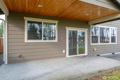 2722 SW Fairway Point Drive, Oak Harbor, WA 98277 - Photo 30