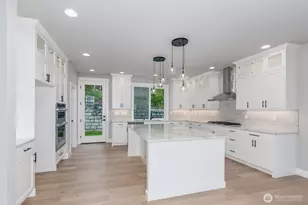 20316 94th Dr NE, Bothell, WA 98011 - Photo 2
