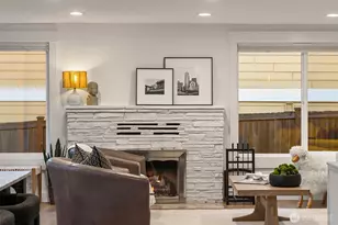 403 NE 94th St, Seattle, WA 98115 - Photo 8