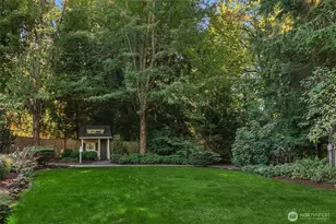 14305 214th Way NE, Woodinville, WA 98077 - Photo 36