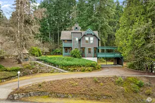 243 NW Solnae Pl, Bremerton, WA 98311 - Photo 2