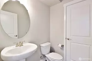 8776 151st St E, Puyallup, WA 98375 - Photo 10