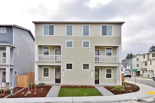 8776 151st St E, Puyallup, WA 98375 - Photo 2