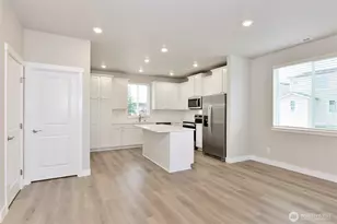 8776 151st St E, Puyallup, WA 98375 - Photo 6