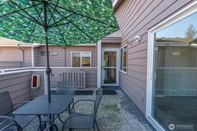 8407 18th Ave W #6-203, Everett, WA 98204 - Photo 22