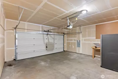 9317 186th Street Ct E, Puyallup, WA 98375 - Photo 32