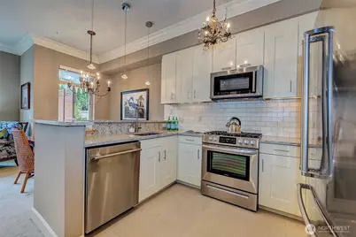 61 Pine Street #201, Edmonds, WA 98020 - Photo 10