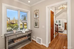 2519 Crestmont Pl W, Seattle, WA 98199 - Photo 20