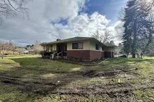 875 Eatonville Hwy W, Eatonville, WA 98328 - Photo 2