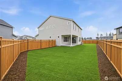 20401 Mystic Place E, Bonney Lake, WA 98391 - Photo 8