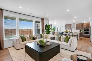 20401 Mystic Pl E, Bonney Lake, WA 98391 - Photo 14