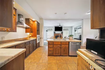 181 E Elaine Place, Belfair, WA 98528 - Photo 10