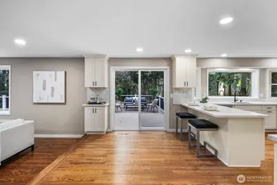 904 187th Place SW, Lynnwood, WA 98036 - Photo 14