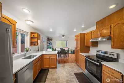 2881 Noble Street SW, Tumwater, WA 98512 - Photo 10