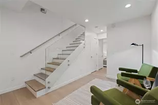 11229 Greenwood Ave N, Seattle, WA 98133 - Photo 10