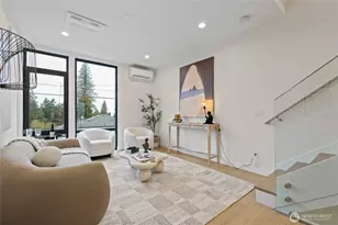 11229 Greenwood Ave N, Seattle, WA 98133 - Photo 4