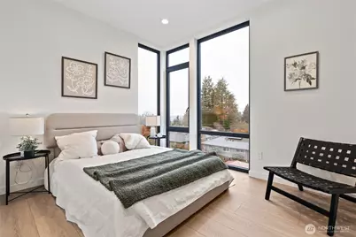 11229 Greenwood Avenue N #B, Seattle, WA 98133 - Photo 18