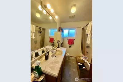 11204 122nd Street E, Puyallup, WA 98374 - Photo 16