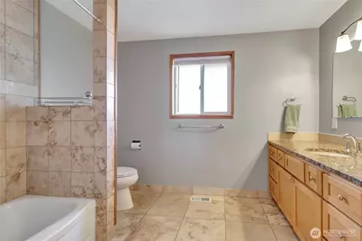908 S 18th Street, Mount Vernon, WA 98274 - Photo 24