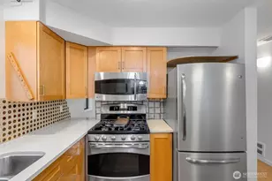 2048 13th Ave W, Seattle, WA 98119 - Photo 14