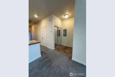 510 W Casino Road #2, Everett, WA 98204 - Photo 2