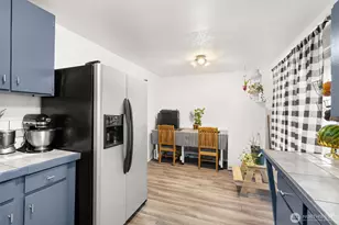 751 Peters St, Raymond, WA 98577 - Photo 10