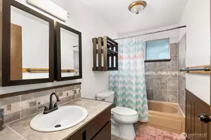 751 Peters St, Raymond, WA 98577 - Photo 14