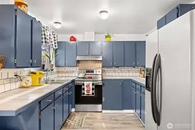 751 Peters Street, Raymond, WA 98577 - Photo 8