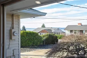 4403 Soundview Dr W, University Place, WA 98466 - Photo 6