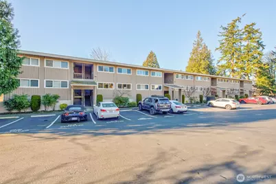 725 9th Avenue S #202, Kirkland, WA 98033 - Photo 1