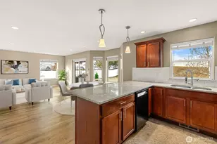 582 S James Ave, East Wenatchee, WA 98802 - Photo 10